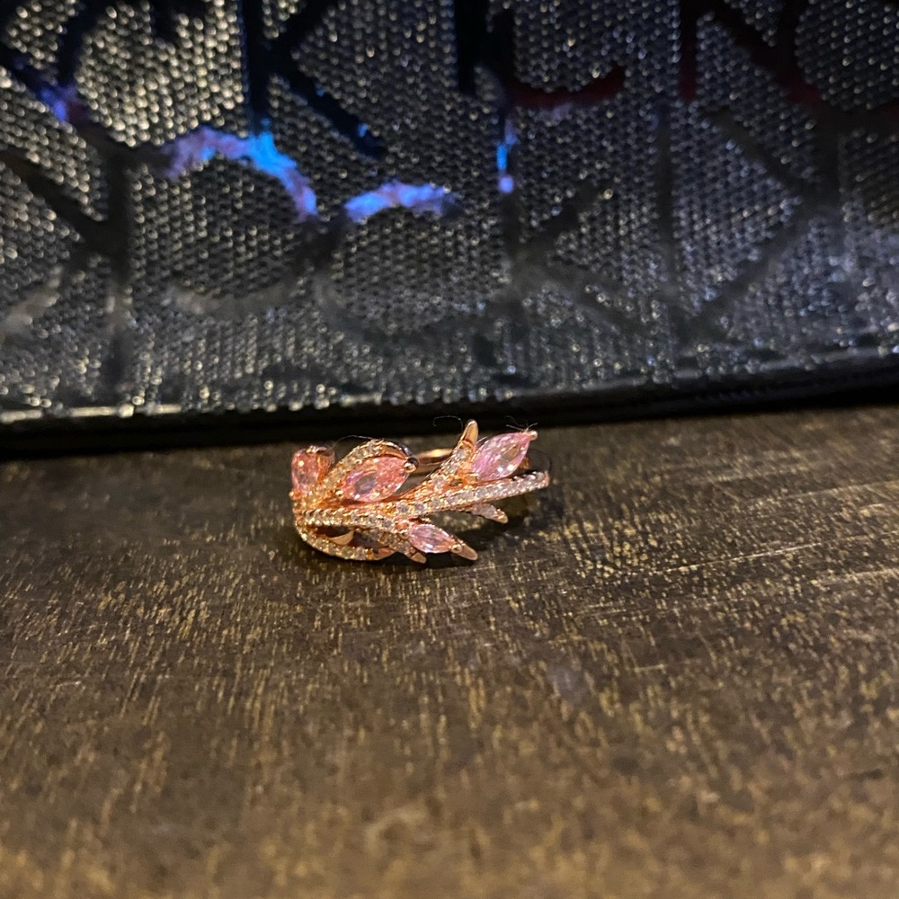 Rose platted ring - Picture 7 of 7
